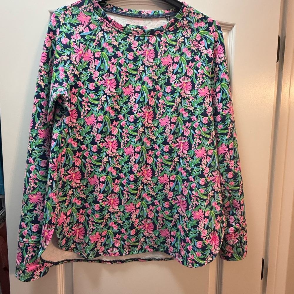 Lilly Pulitzer  beautiful luxletic top